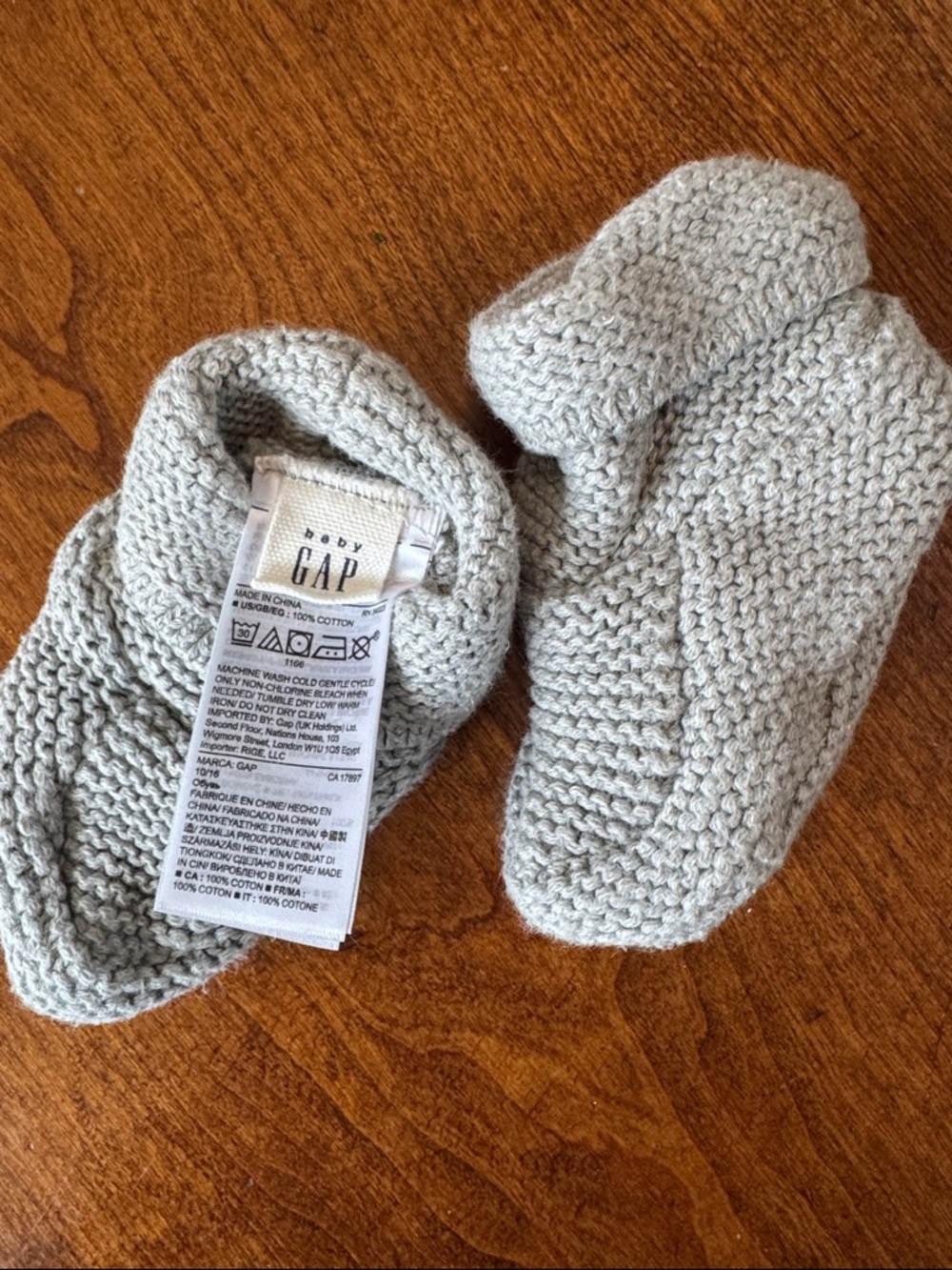 GAP Baby Knit Gray Cotton Booties